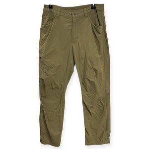 Patagonia Men's Cargo Pants - Olive Green